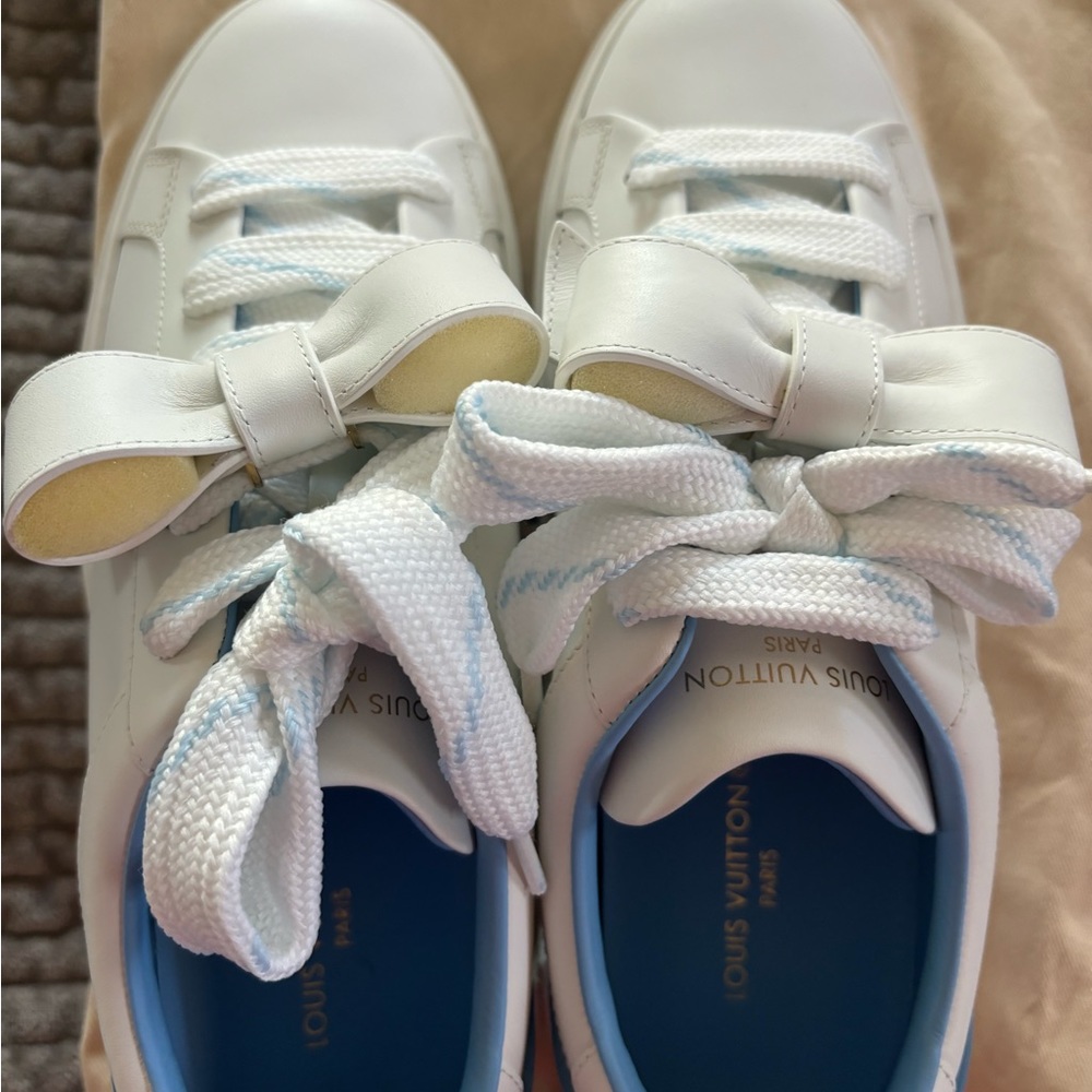 Louis Vuitton Time Out Sneaker